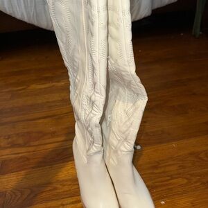 NEVER WORN COWBOY BOOTSOasis Society Cream Leather Boots